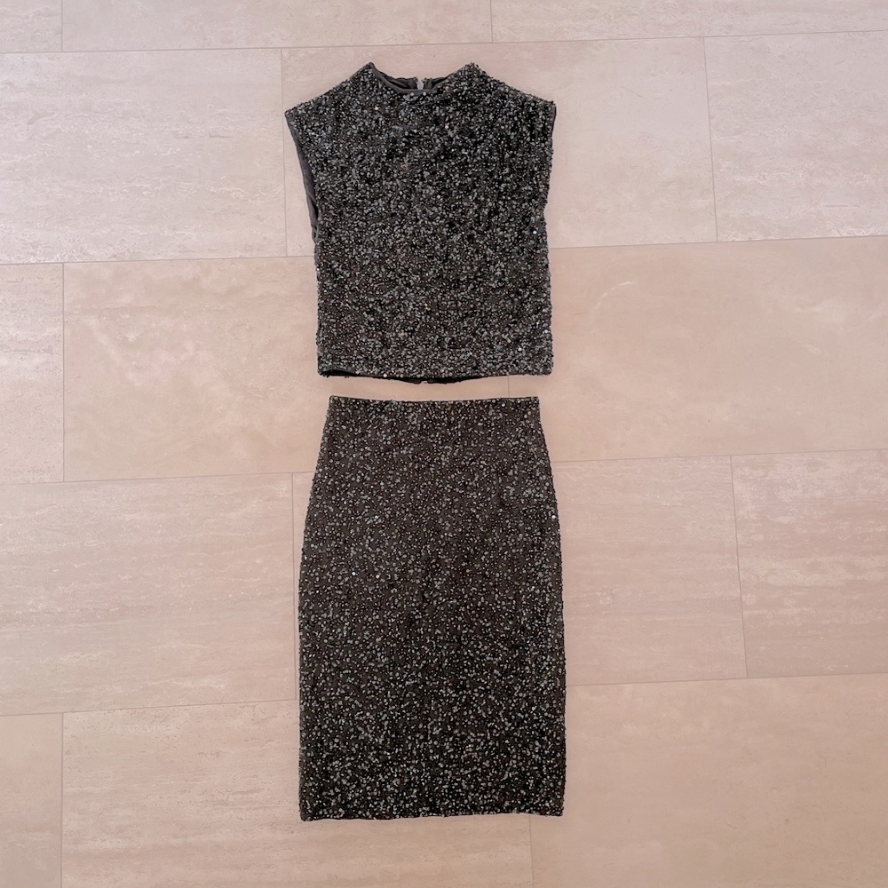 Alice & Olivia two pice green sequin outfit